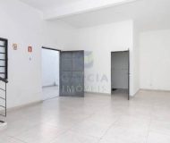 Prédio com 440m² no bairro São Geraldo em Porto Alegre