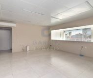 Prédio com 440m² no bairro São Geraldo em Porto Alegre