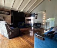 Casa com 450m², 2 dormitórios, 2 suítes, 4 vagas no bairro Boa Vista em Porto Alegre