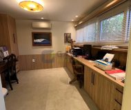 Casa com 450m², 2 dormitórios, 2 suítes, 4 vagas no bairro Boa Vista em Porto Alegre