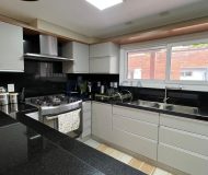 Casa com 450m², 2 dormitórios, 2 suítes, 4 vagas no bairro Boa Vista em Porto Alegre