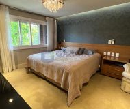 Casa com 450m², 2 dormitórios, 2 suítes, 4 vagas no bairro Boa Vista em Porto Alegre