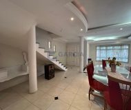 Casa com 300m², 5 dormitórios, 2 suítes, 4 vagas no bairro Sarandi em Porto Alegre