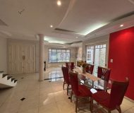 Casa com 300m², 5 dormitórios, 2 suítes, 4 vagas no bairro Sarandi em Porto Alegre