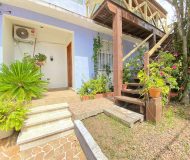 Casa com 188m², 4 dormitórios, 2 vagas no bairro Sarandi em Porto Alegre