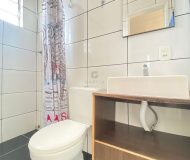 Casa com 188m², 4 dormitórios, 2 vagas no bairro Sarandi em Porto Alegre