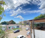 Casa com 188m², 4 dormitórios, 2 vagas no bairro Sarandi em Porto Alegre