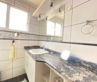 Casa com 188m², 4 dormitórios, 2 vagas no bairro Sarandi em Porto Alegre