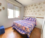 Casa com 188m², 4 dormitórios, 2 vagas no bairro Sarandi em Porto Alegre