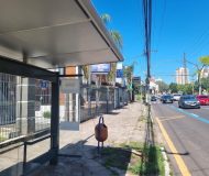 Prédio com 310m² no bairro Higienópolis em Porto Alegre