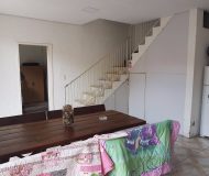 Casa com 198m², 3 dormitórios, 1 suíte, 5 vagas no bairro Sarandi em Porto Alegre