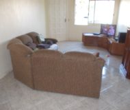 Casa com 148m², 3 dormitórios, 1 suíte, 2 vagas no bairro Santa Fe em Porto Alegre