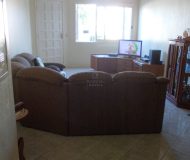 Casa com 148m², 3 dormitórios, 1 suíte, 2 vagas no bairro Santa Fe em Porto Alegre