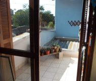 Casa com 148m², 3 dormitórios, 1 suíte, 2 vagas no bairro Santa Fe em Porto Alegre