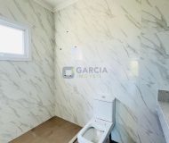 Casa em Condomínio com 212m², 4 dormitórios, 4 suítes, 2 vagas no bairro Condomínio Buena Vista em Viamão