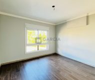 Casa em Condomínio com 212m², 4 dormitórios, 4 suítes, 2 vagas no bairro Condomínio Buena Vista em Viamão