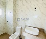 Casa em Condomínio com 212m², 4 dormitórios, 4 suítes, 2 vagas no bairro Condomínio Buena Vista em Viamão