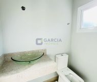 Casa em Condomínio com 212m², 4 dormitórios, 4 suítes, 2 vagas no bairro Condomínio Buena Vista em Viamão