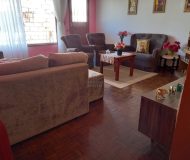 Casa com 207m², 3 dormitórios, 1 suíte, 2 vagas no bairro Sarandi em Porto Alegre