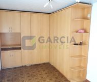 Casa com 363m², 3 dormitórios, 1 suíte, 2 vagas no bairro Partenon em Porto Alegre