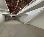 Depósito com 800m², 3 vagas no bairro São Geraldo em Porto Alegre