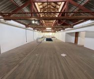 Depósito com 800m², 3 vagas no bairro São Geraldo em Porto Alegre