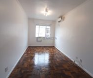Apartamento com 46m², 1 dormitório no bairro Vila Ipiranga em Porto Alegre