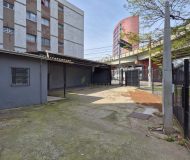 Loja com 227m² no bairro São João em Porto Alegre