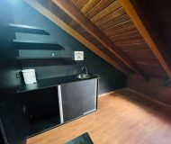 Casa com 200m², 3 dormitórios, 1 suíte, 2 vagas no bairro São Sebastião em Porto Alegre