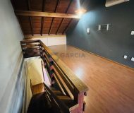 Casa com 200m², 3 dormitórios, 1 suíte, 2 vagas no bairro São Sebastião em Porto Alegre