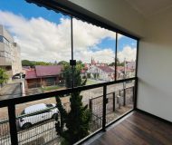 Casa com 200m², 3 dormitórios, 1 suíte, 2 vagas no bairro São Sebastião em Porto Alegre