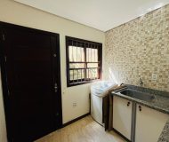 Casa com 200m², 3 dormitórios, 1 suíte, 2 vagas no bairro São Sebastião em Porto Alegre