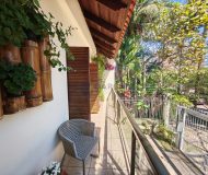 Casa com 450m², 3 dormitórios, 1 suíte, 6 vagas no bairro Jardim Lindóia em Porto Alegre