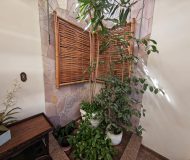 Casa com 450m², 3 dormitórios, 1 suíte, 6 vagas no bairro Jardim Lindóia em Porto Alegre