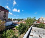 Casa com 450m², 3 dormitórios, 1 suíte, 6 vagas no bairro Jardim Lindóia em Porto Alegre