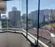 Apartamento com 82m², 1 dormitório, 1 suíte, 1 vaga no bairro Independência em Porto Alegre