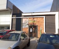 Depósito com 387m², 3 vagas no bairro São João em Porto Alegre