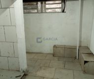 Depósito com 387m², 3 vagas no bairro São João em Porto Alegre