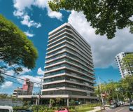 Apartamento com 230m², 3 dormitórios, 3 suítes no bairro Petrópolis em Porto Alegre