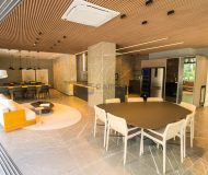 Apartamento com 230m², 3 dormitórios, 3 suítes no bairro Petrópolis em Porto Alegre