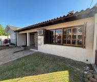 Casa com 125m², 3 dormitórios, 1 suíte, 3 vagas no bairro Sarandi em Porto Alegre