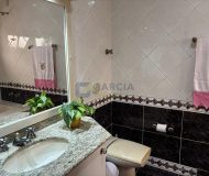 Casa com 125m², 3 dormitórios, 1 suíte, 3 vagas no bairro Sarandi em Porto Alegre