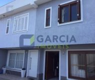Casa com 134m², 3 dormitórios, 2 suítes, 1 vaga no bairro Jardim Itu Sabará em Porto Alegre