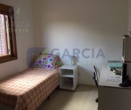 Casa com 134m², 3 dormitórios, 2 suítes, 1 vaga no bairro Jardim Itu Sabará em Porto Alegre