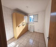 Apartamento com 37m², 2 dormitórios, 1 vaga no bairro Rubem Berta em Porto Alegre