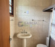 Casa com 189m², 2 dormitórios, 2 suítes, 5 vagas no bairro Sarandi em Porto Alegre