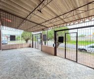 Loja com 80m² no bairro Jardim Leopoldina em Porto Alegre