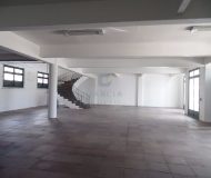 Loja com 742m² no bairro Navegantes em Porto Alegre