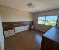 Apartamento com 135m², 3 dormitórios, 1 suíte, 3 vagas no bairro Jardim Itu em Porto Alegre