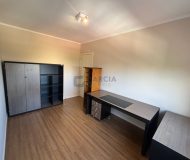 Apartamento com 135m², 3 dormitórios, 1 suíte, 3 vagas no bairro Jardim Itu em Porto Alegre